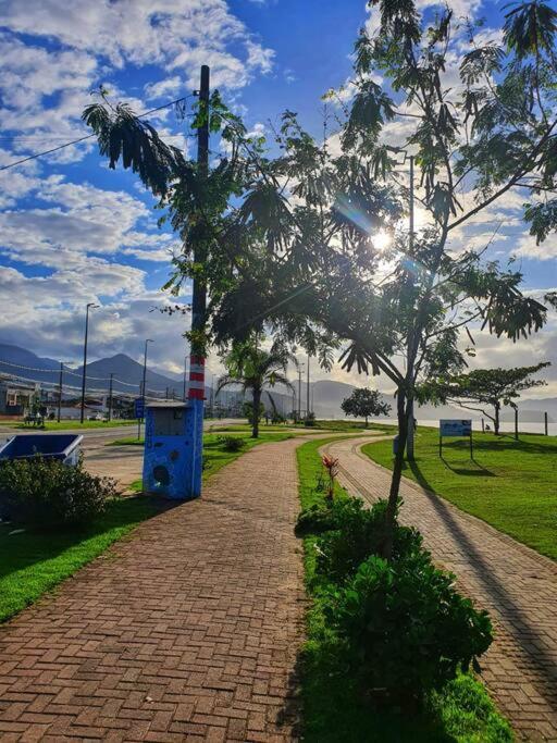 100Mts Da Praia Com Churrasqueira, Piscina E Wi-Fi Caraguatatuba Exterior photo